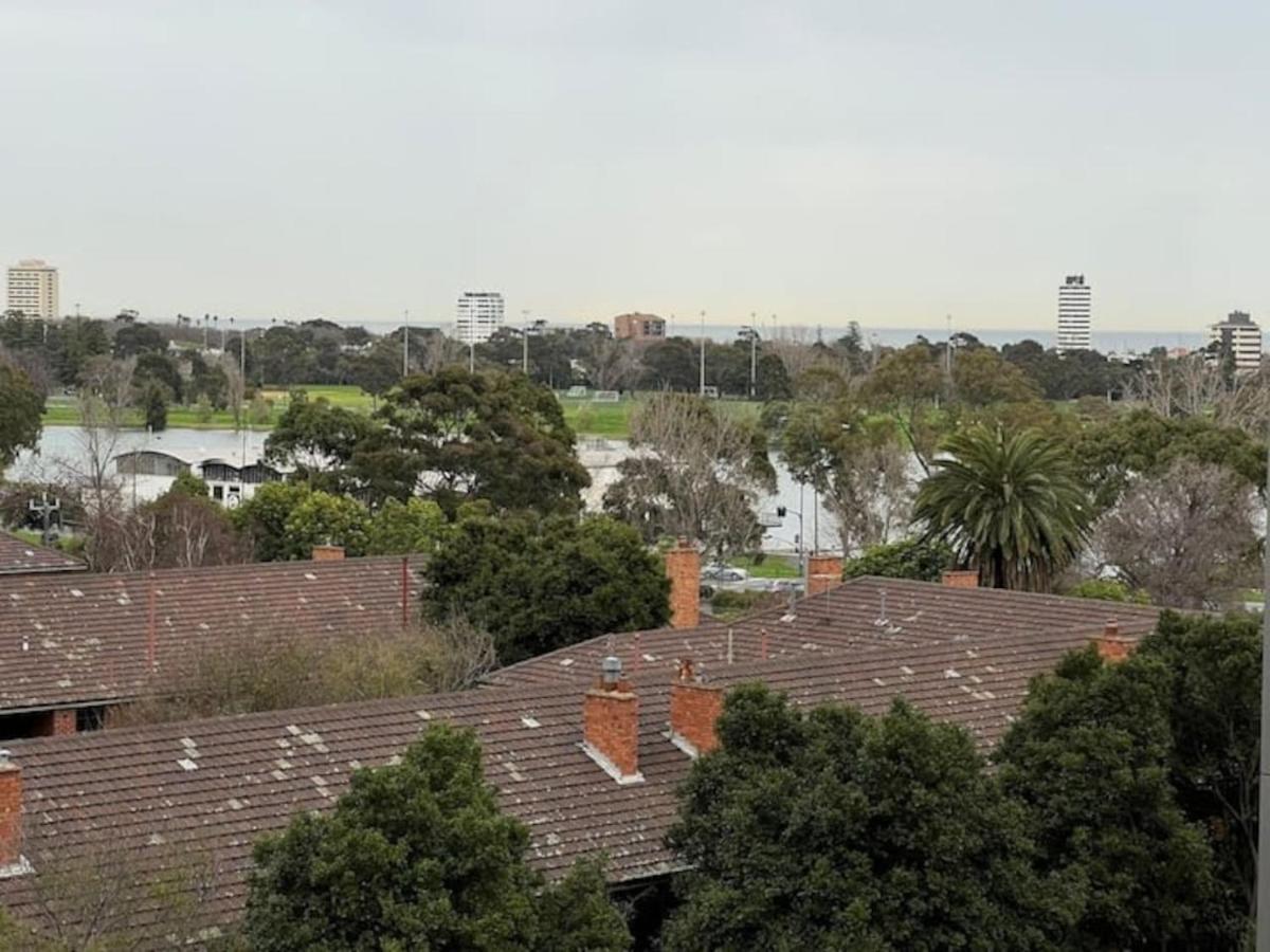 'The Albert' Where The City Meets St Kilda Мельбурн Экстерьер фото