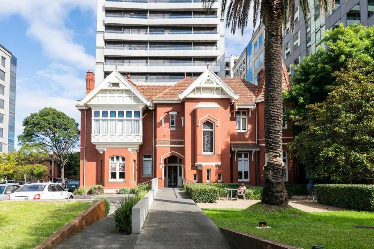 'The Albert' Where The City Meets St Kilda Мельбурн Экстерьер фото